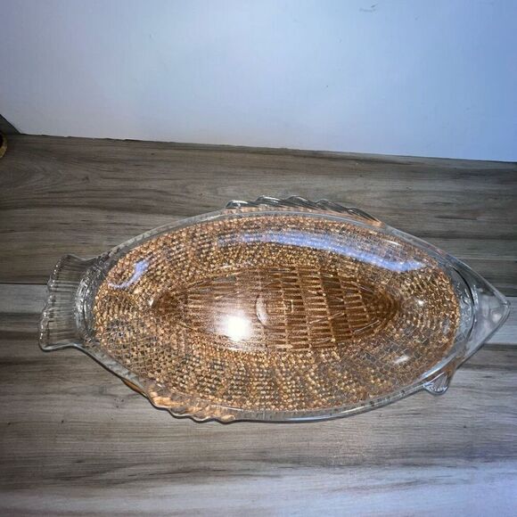 Vintage Glasbake Clear Glass Fish Bowl/Platter USA With Original  Wicker Basket - Picture 1 of 10